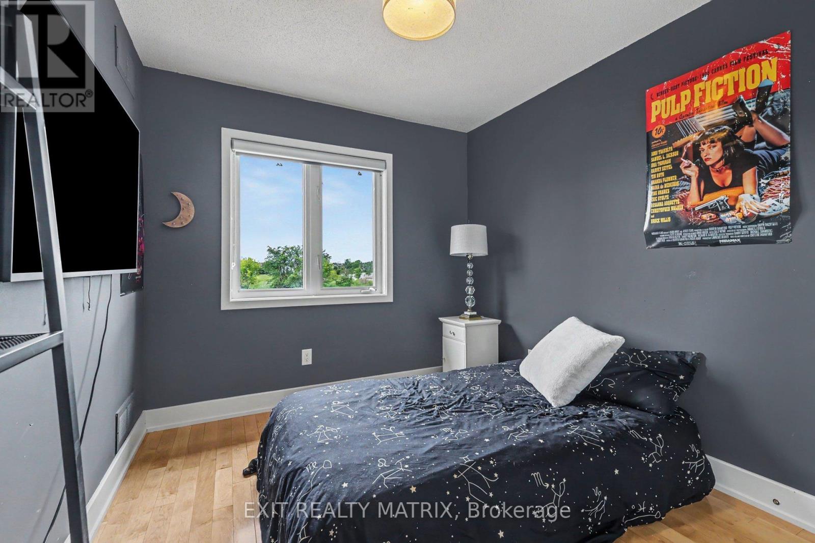 74 NUTTING CRESCENT - 15