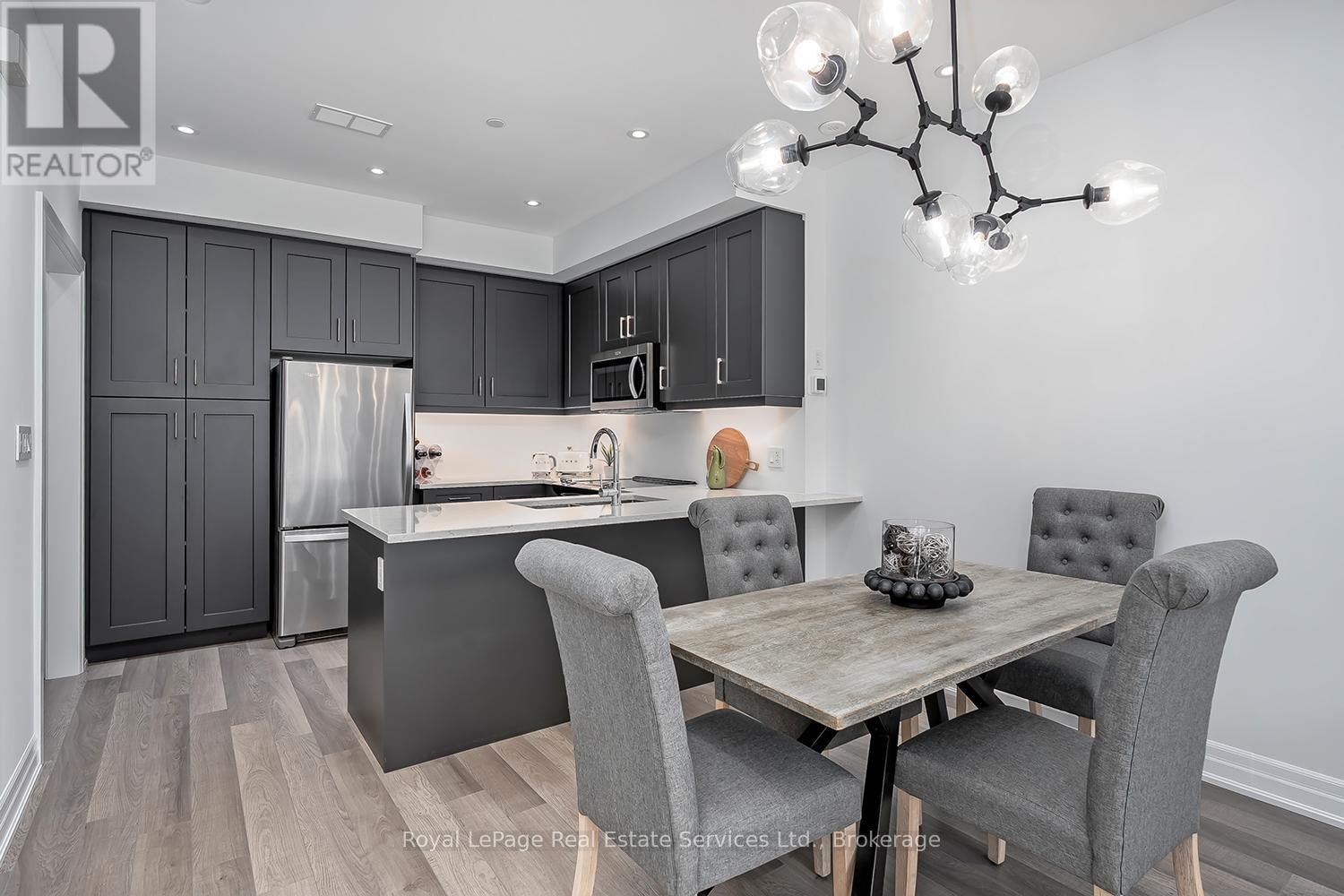 #723 665 CRICKLEWOOD DRIVE - 5