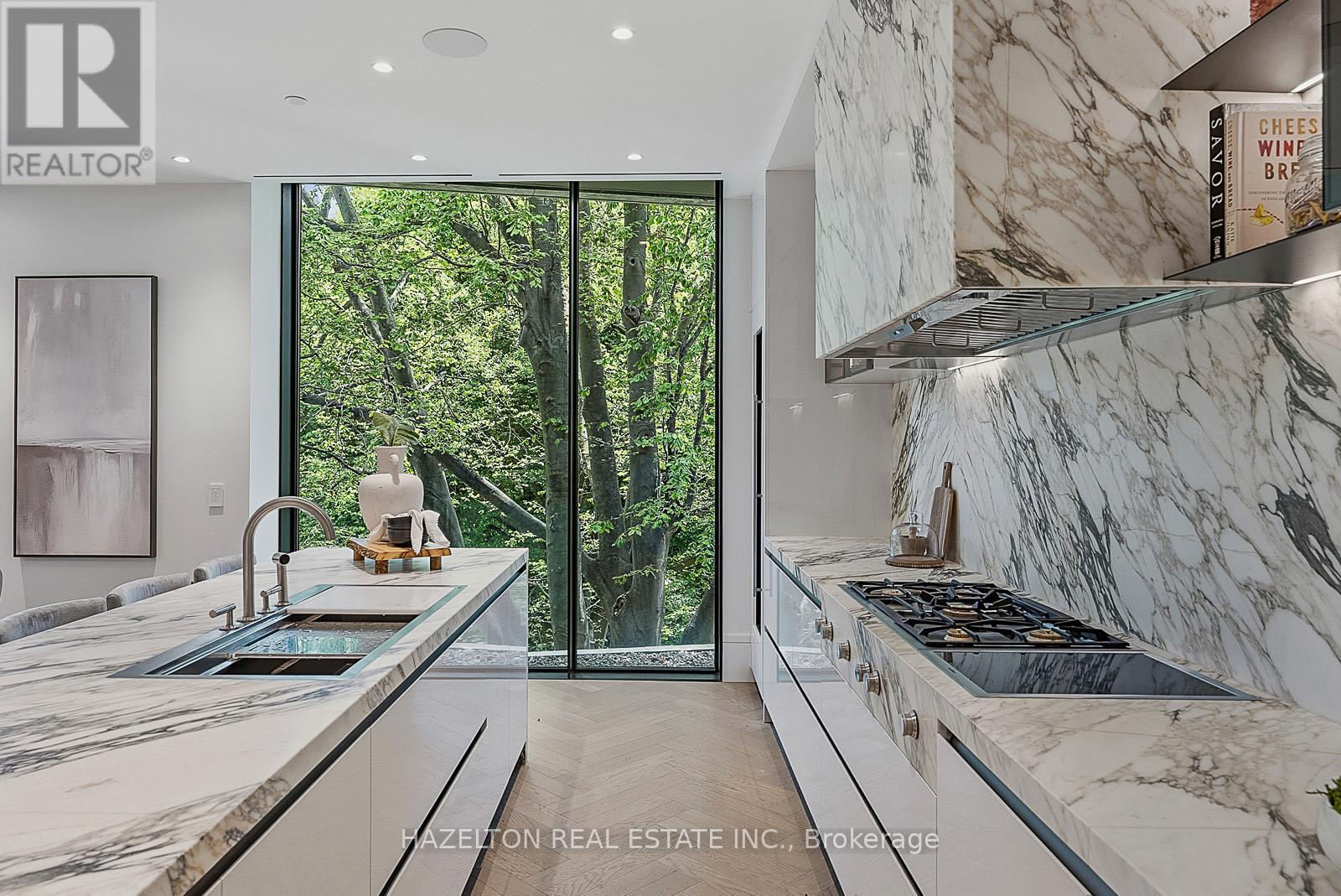 #304 7 DALE AVENUE - 14