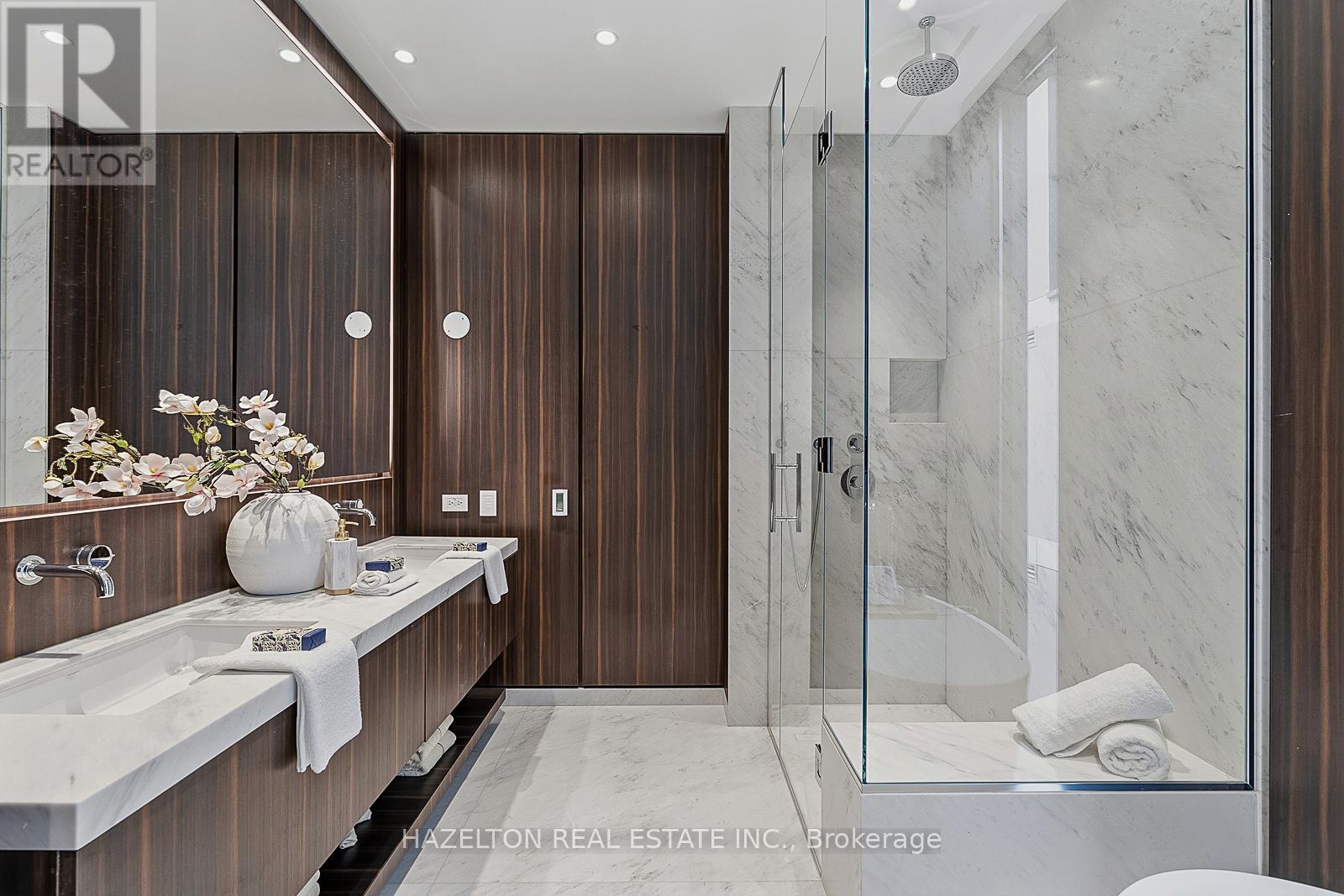 #304 7 DALE AVENUE - 28