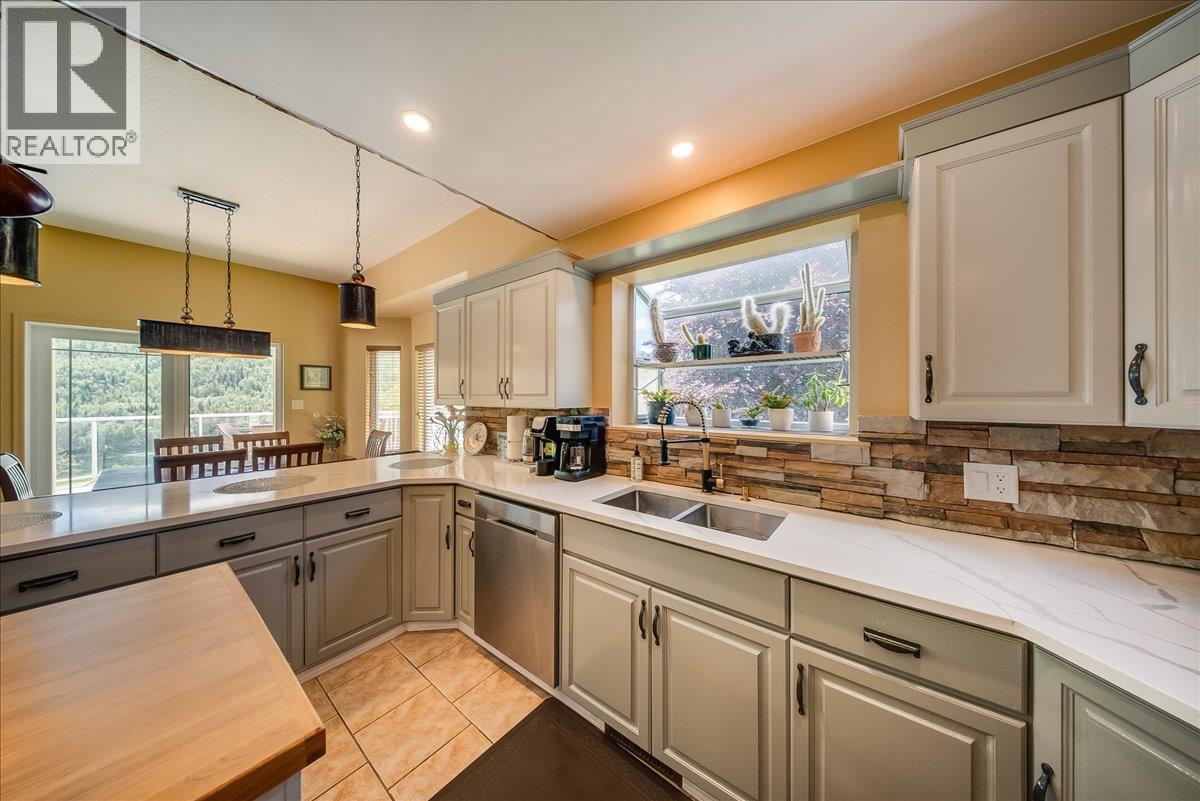 412 14th Avenue - 10