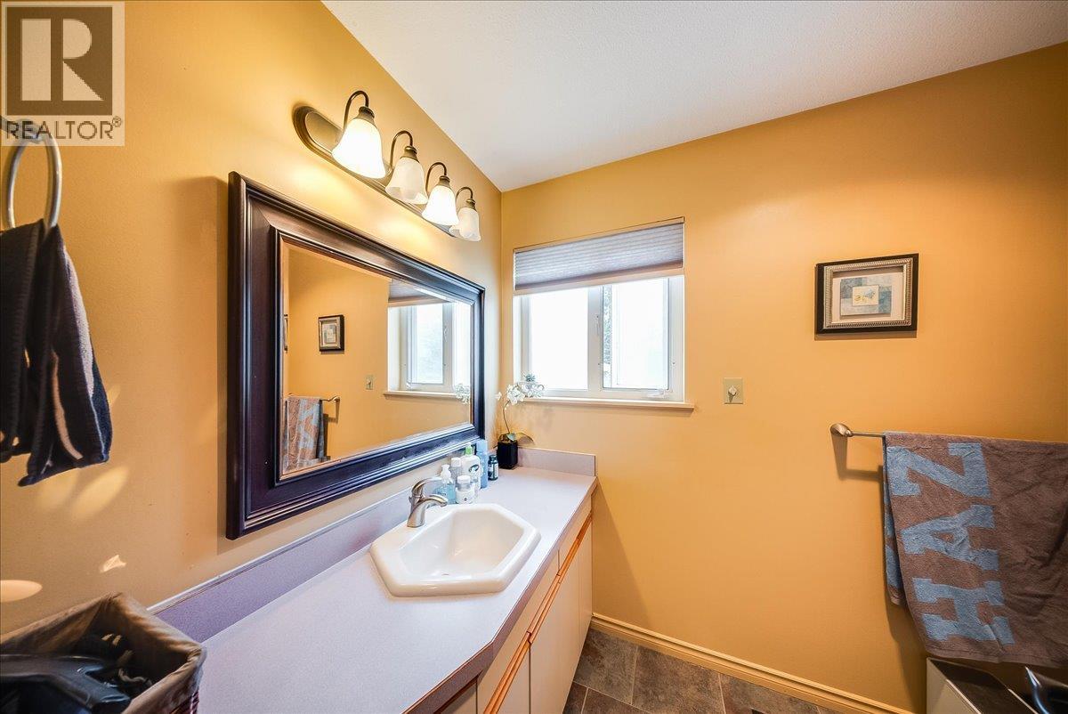 412 14th Avenue - 23