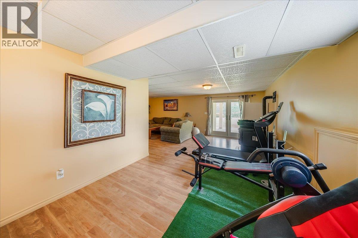 412 14th Avenue - 28
