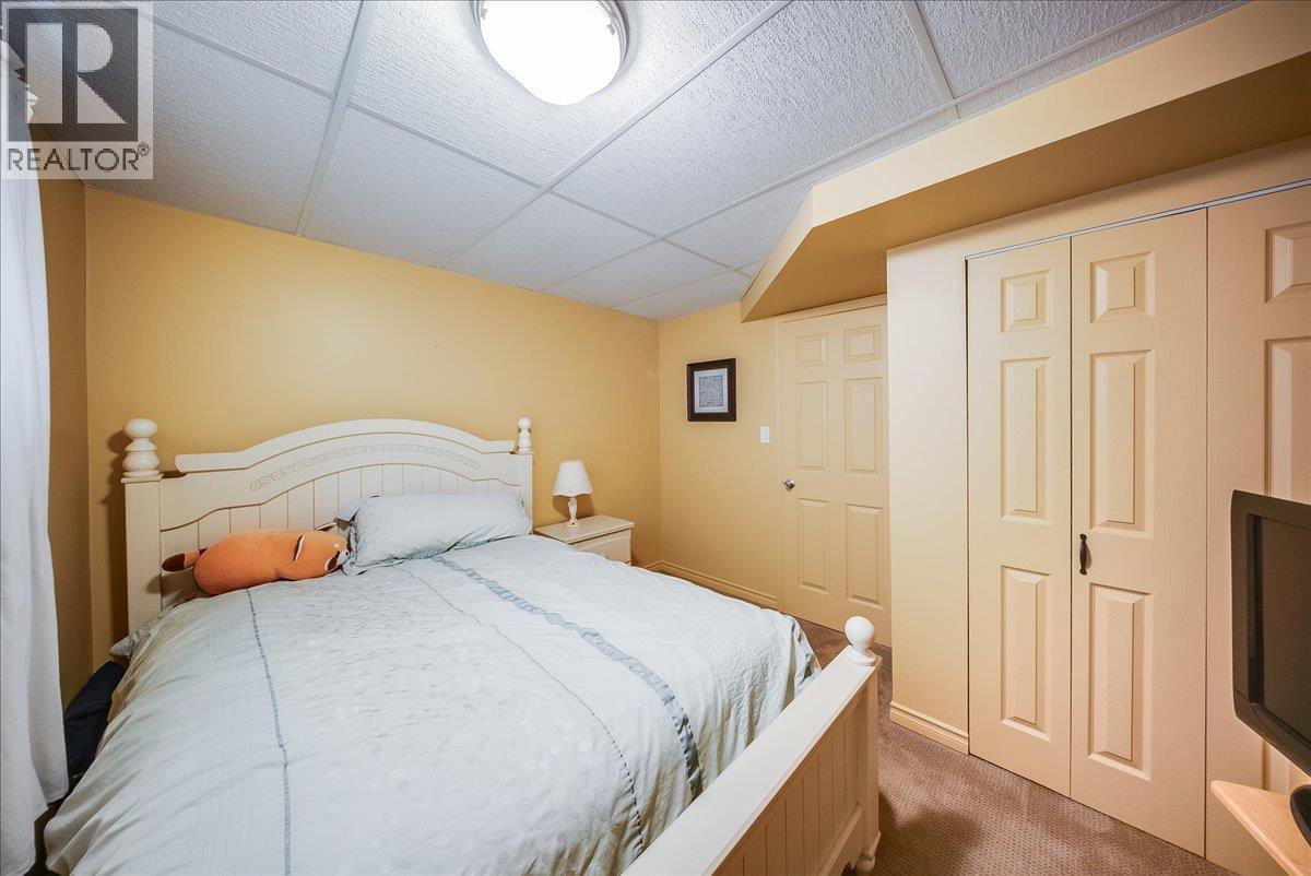 412 14th Avenue - 34