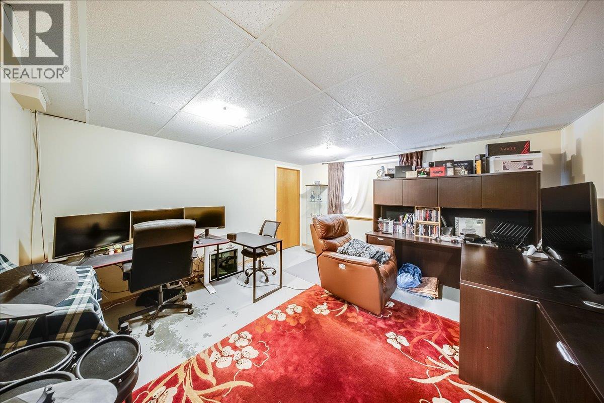 412 14th Avenue - 37