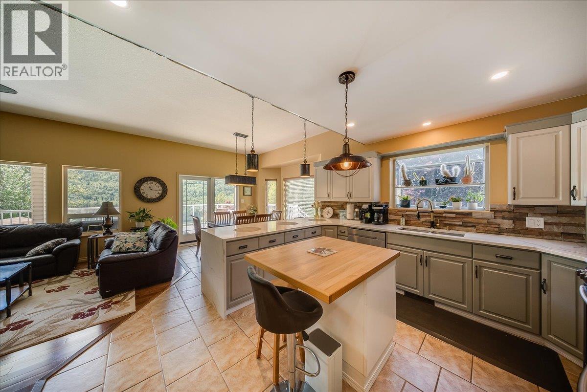 412 14th Avenue - 9