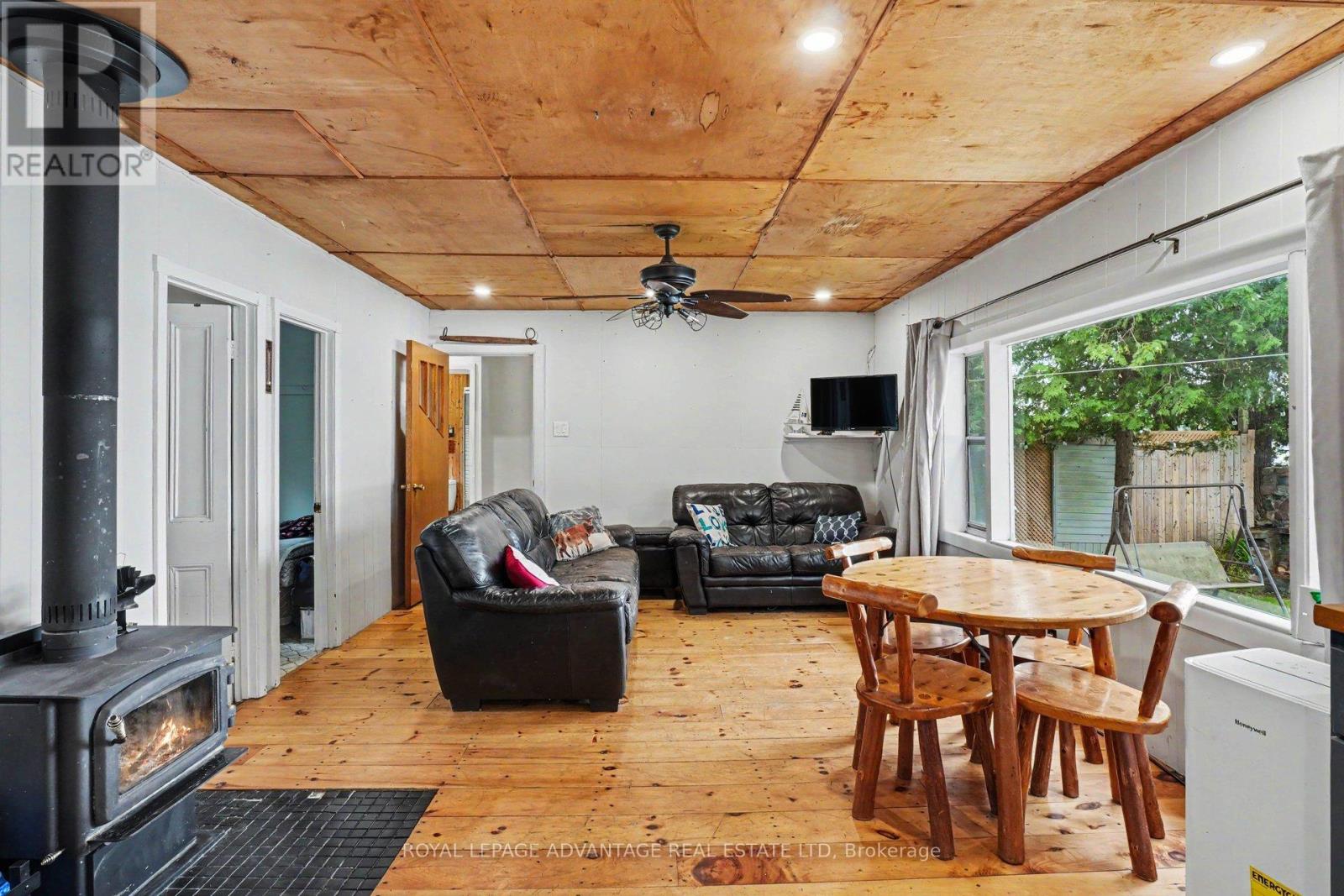 507 STEWART LANE - 5