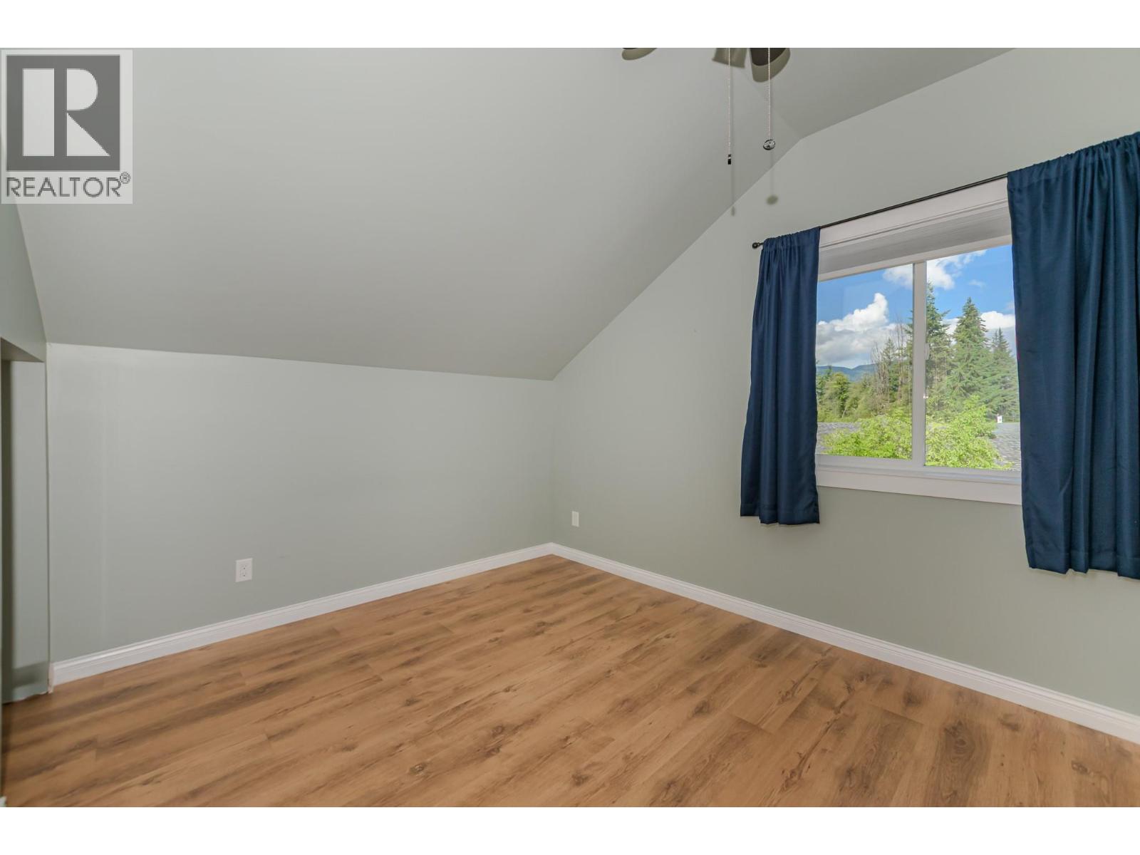 #28 801 20 Street Northeast, Salmon Arm
