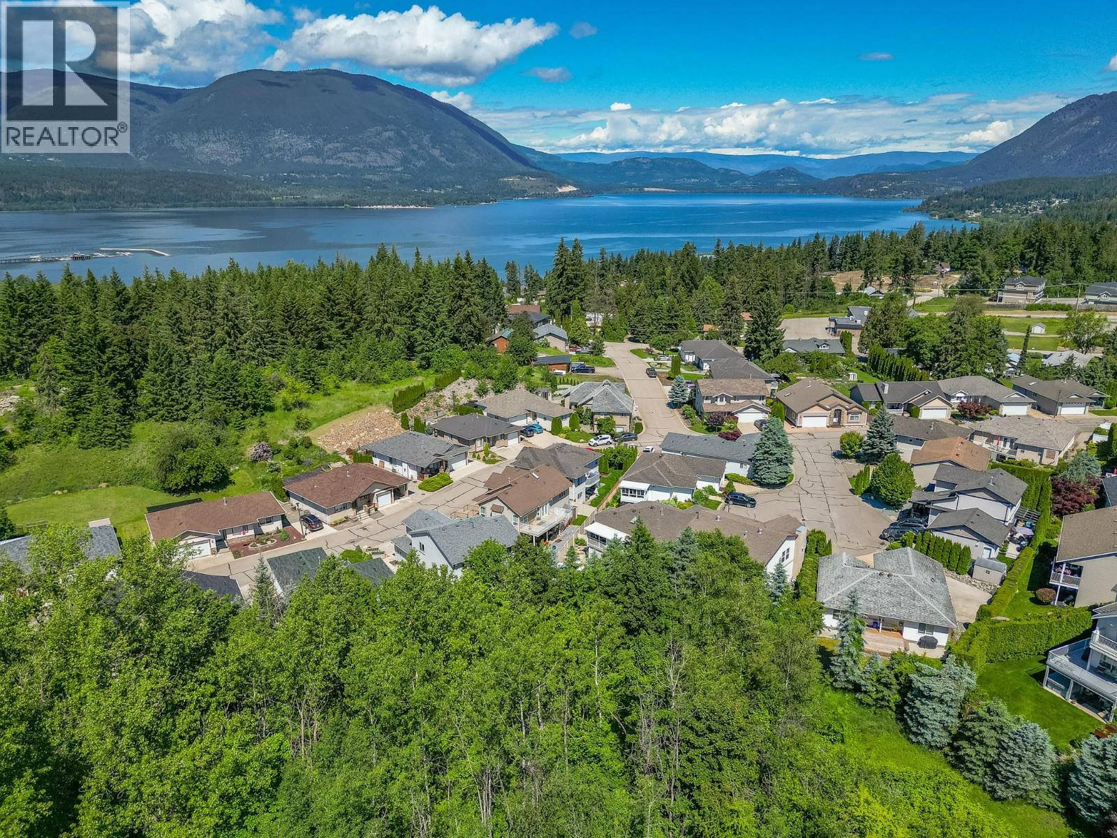 #28 801 20 Street Northeast, Salmon Arm