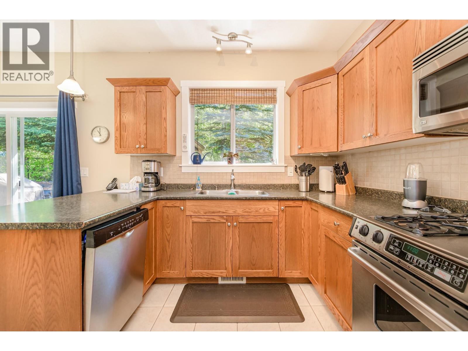 #28 801 20 Street Northeast, Salmon Arm