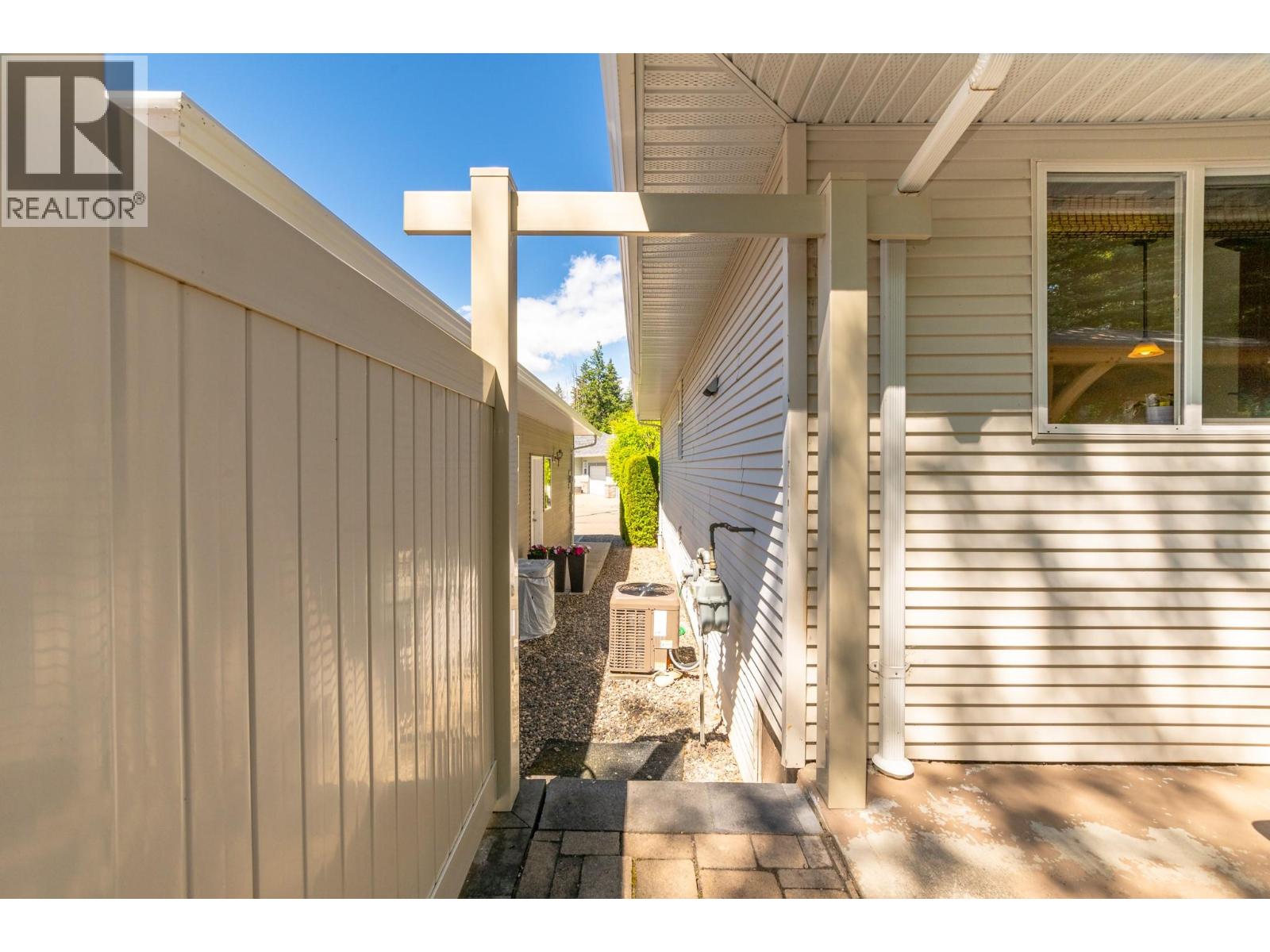 #28 801 20 Street Northeast, Salmon Arm