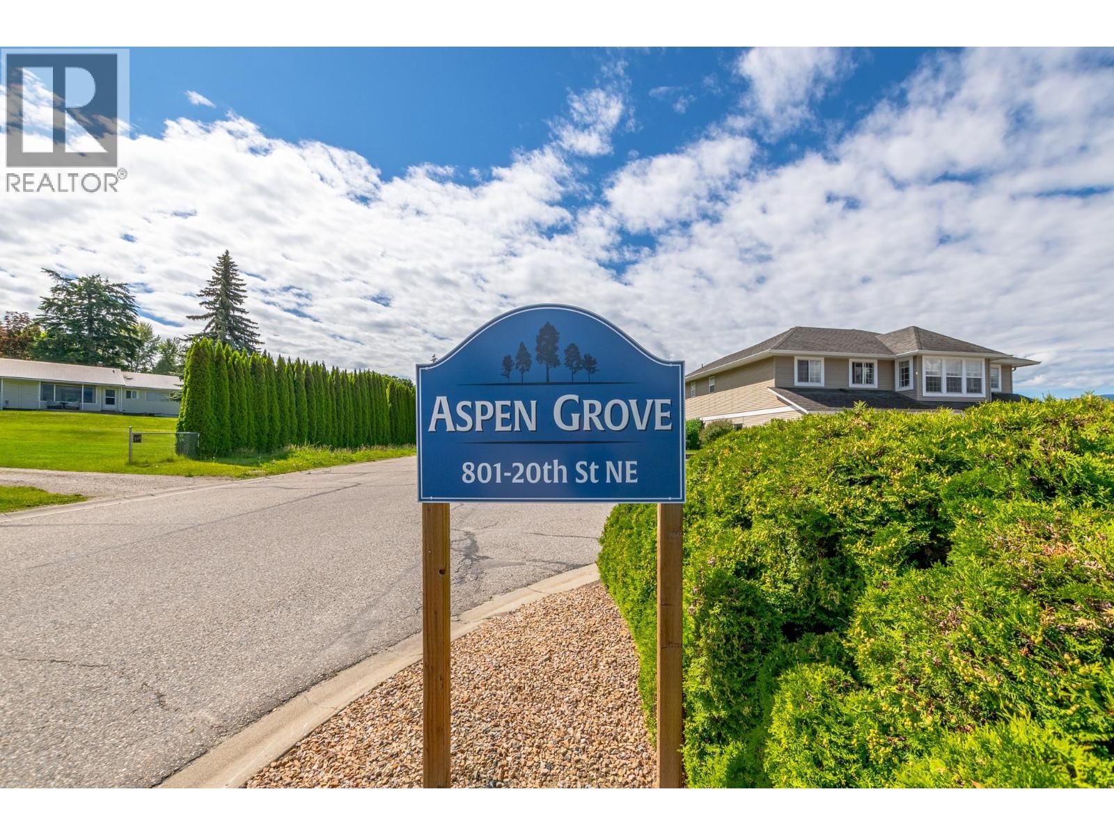 #28 801 20 Street Northeast, Salmon Arm