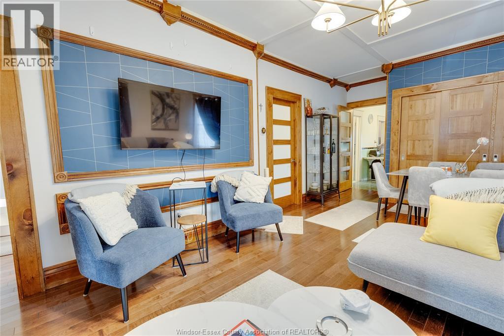 1108 ASSUMPTION STREET - 11