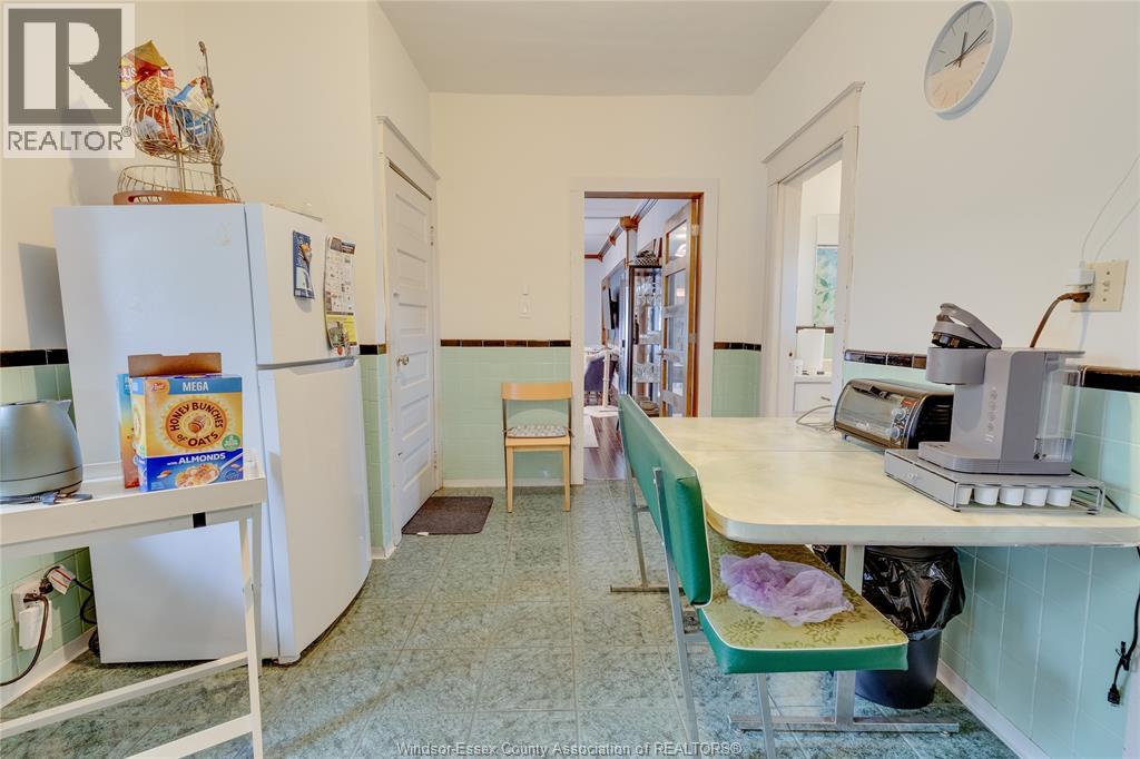 1108 ASSUMPTION STREET - 28