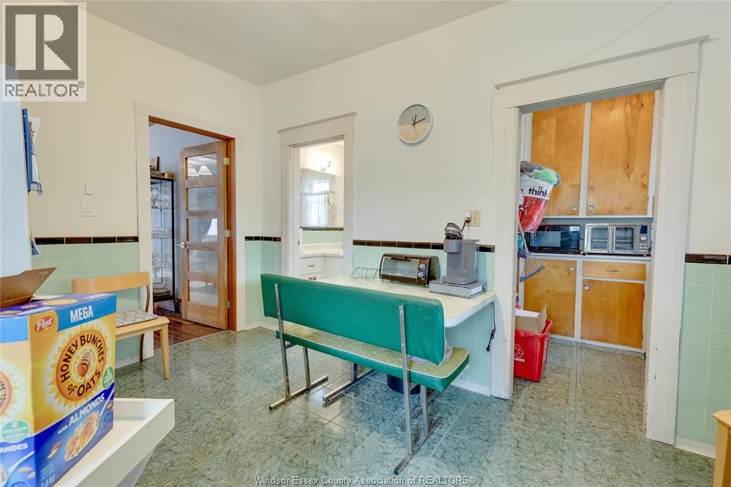 1108 ASSUMPTION STREET - 29
