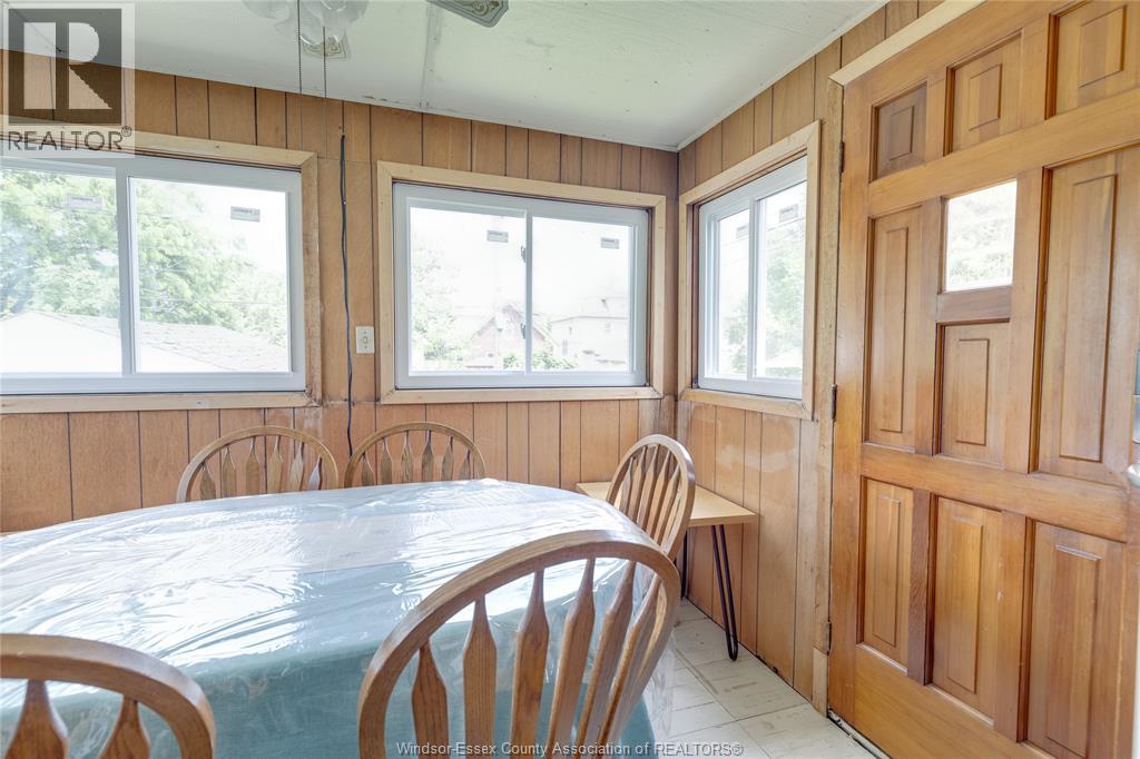 1108 ASSUMPTION STREET - 31