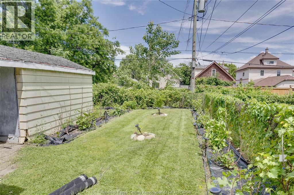 1108 ASSUMPTION STREET - 4