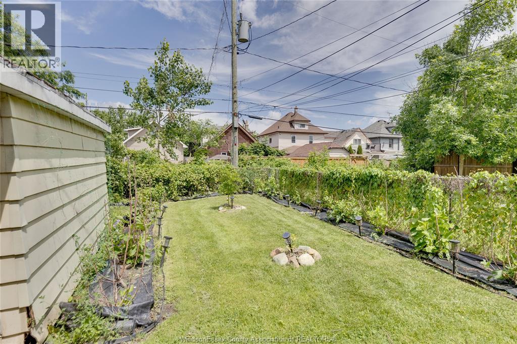 1108 ASSUMPTION STREET - 5