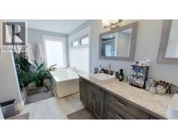 10604 108 Street, Fort St  John, BC V1J0J3 Photo 24