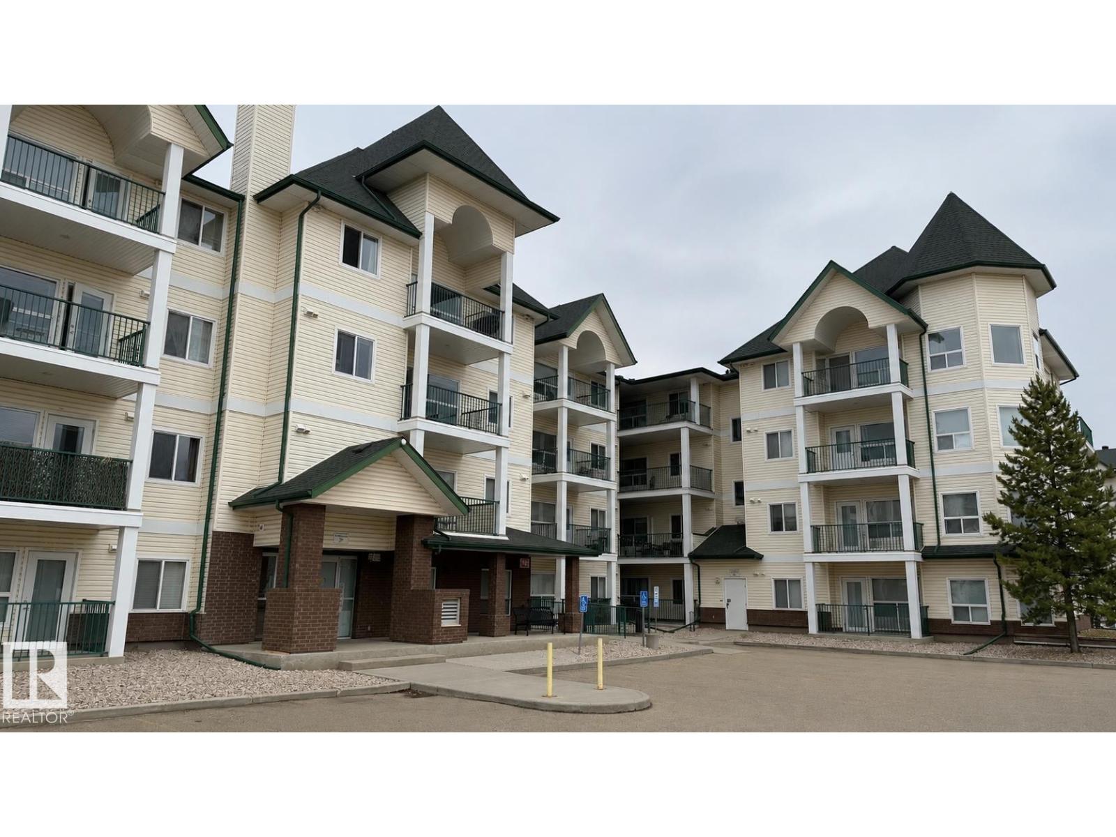 #202 13635 34 ST NW - 1