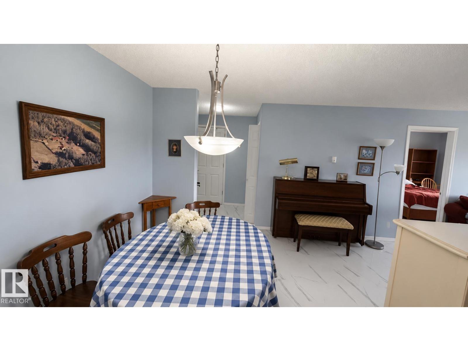 #202 13635 34 ST NW - 5