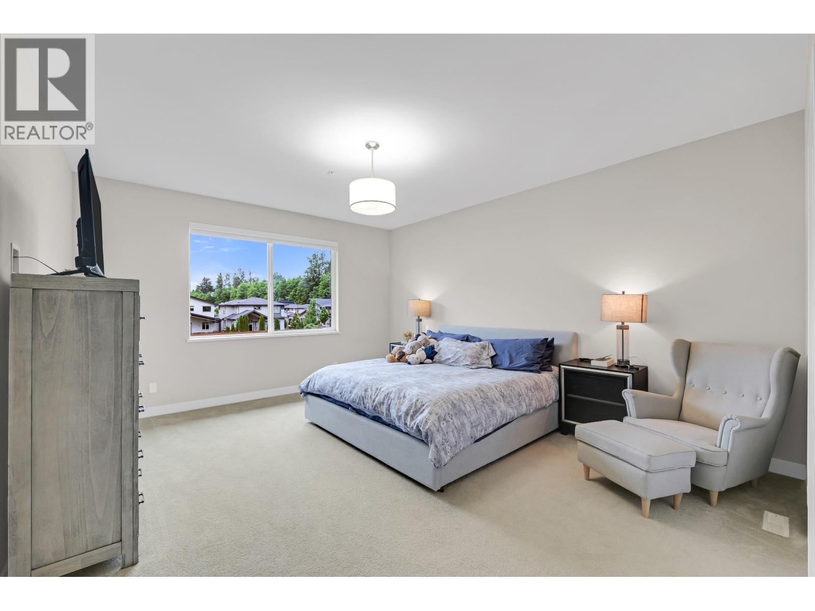39340 FALCON CRESCENT, Squamish