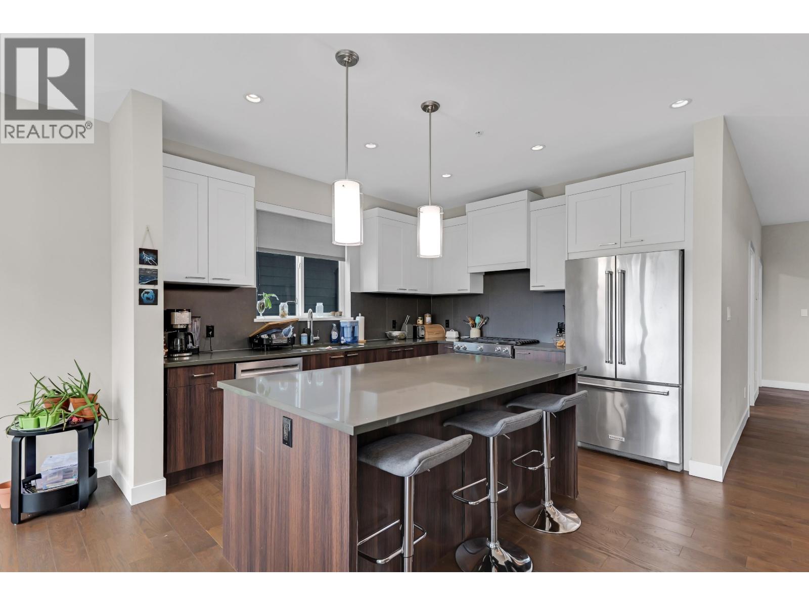 39340 FALCON CRESCENT, Squamish