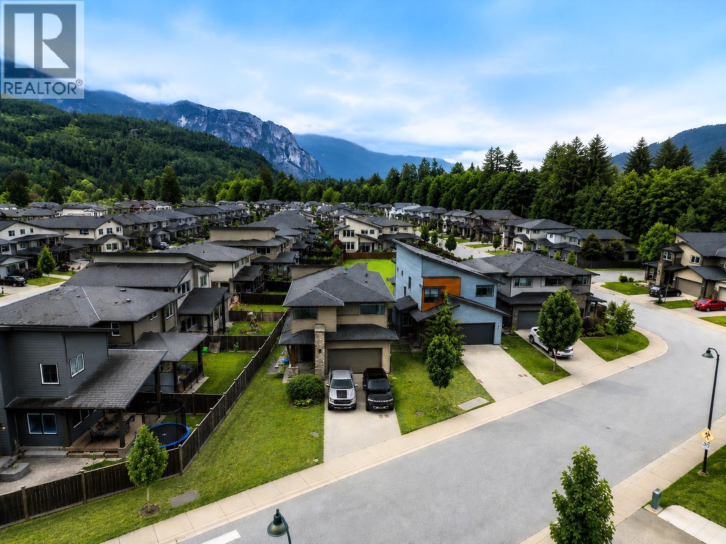 39340 FALCON CRESCENT, Squamish