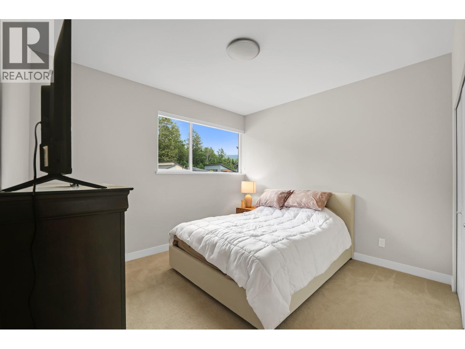 39340 FALCON CRESCENT, Squamish