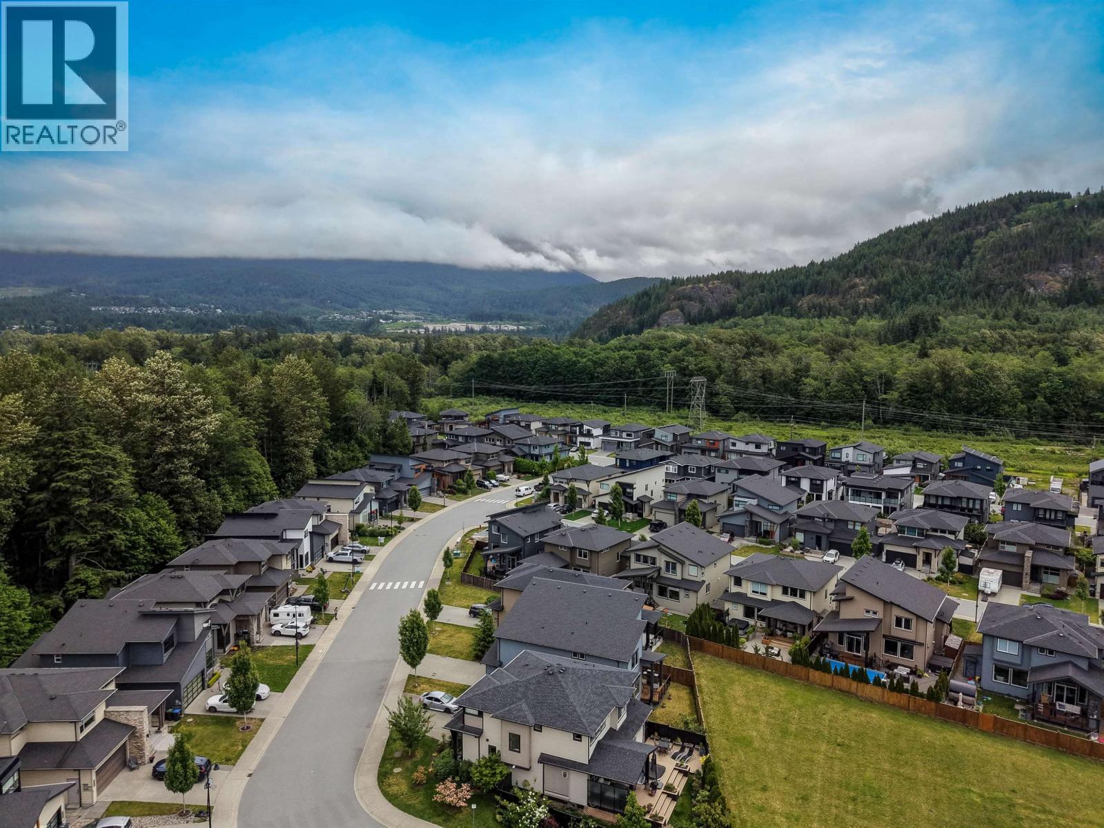 39340 FALCON CRESCENT, Squamish