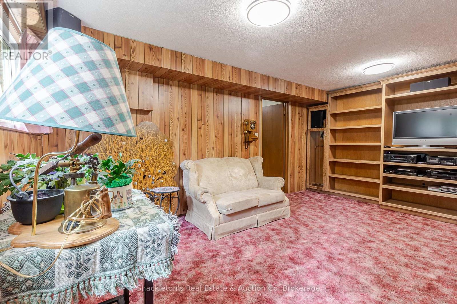 69 NETHERCOTT DRIVE - 29