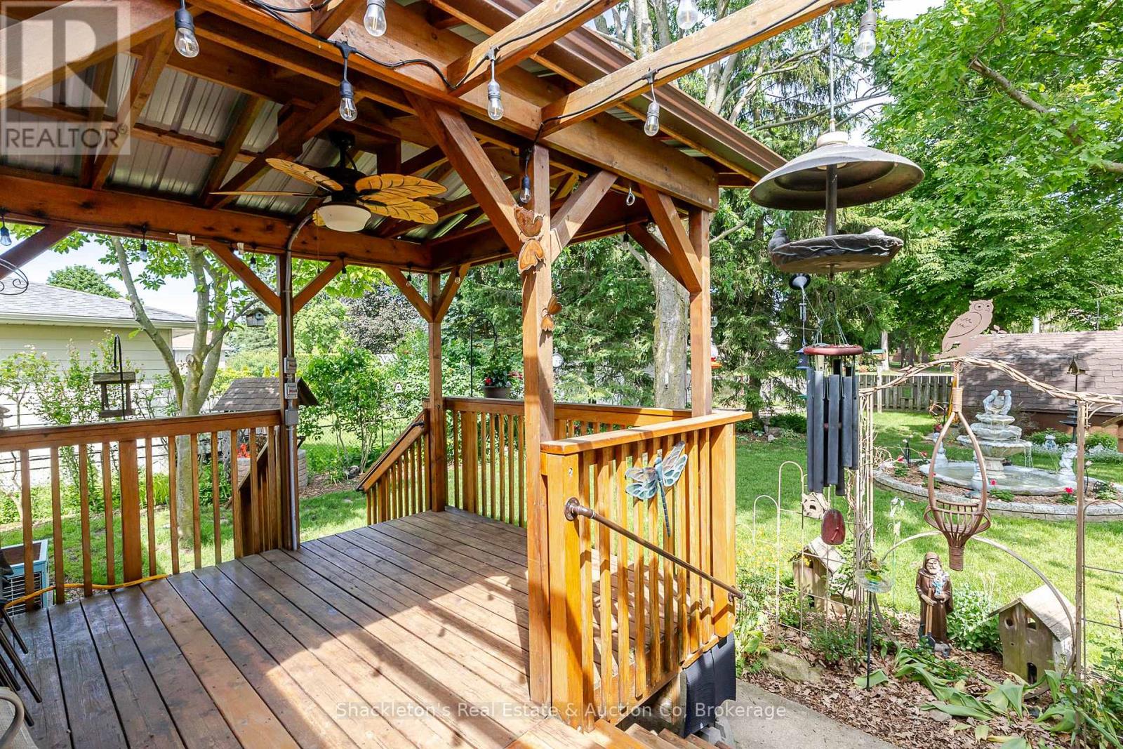 69 NETHERCOTT DRIVE - 35