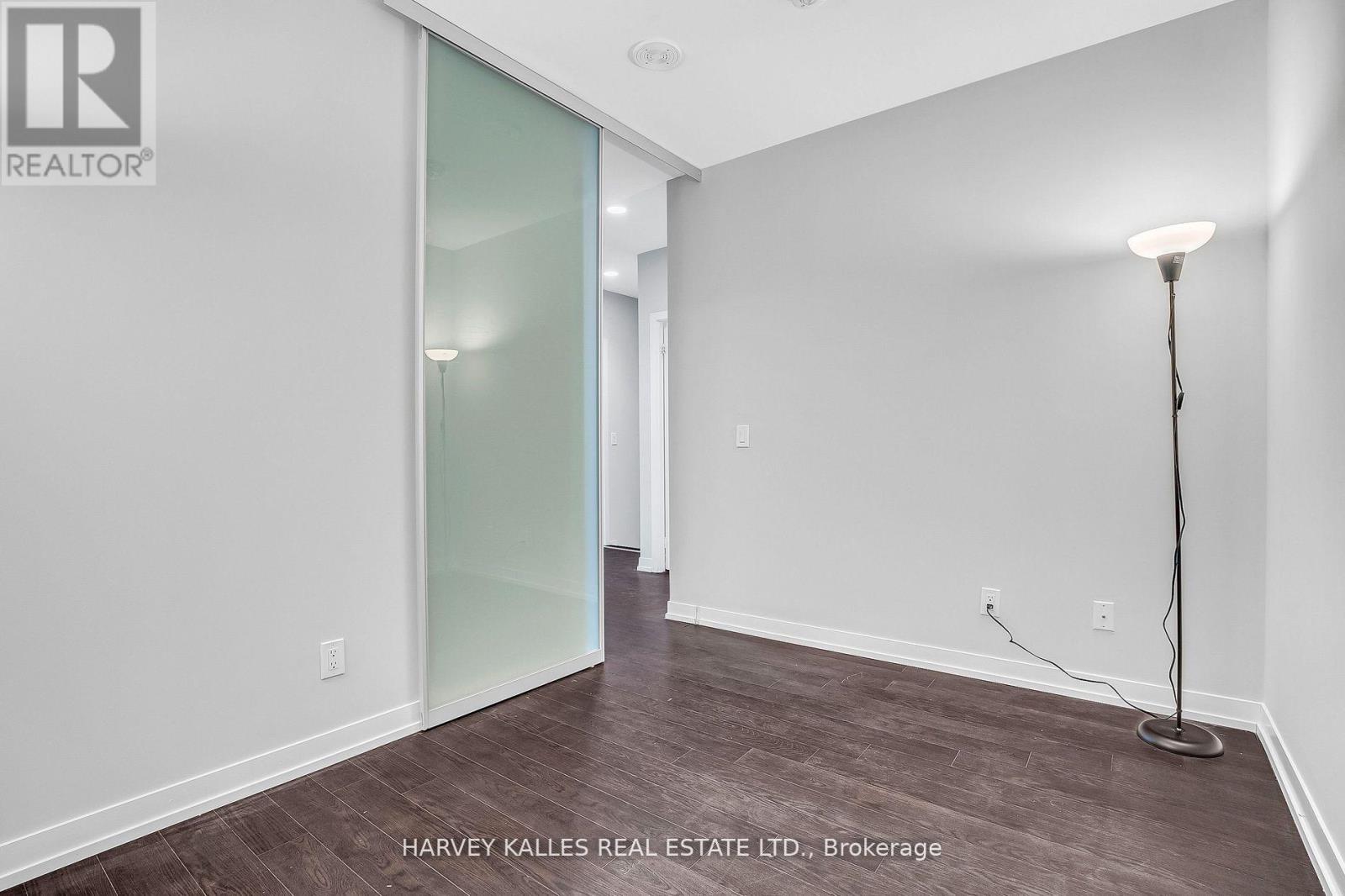 #TH5 85 WOOD STREET - 24