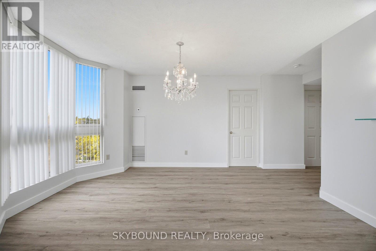 #511 10 KENNETH AVENUE - 12