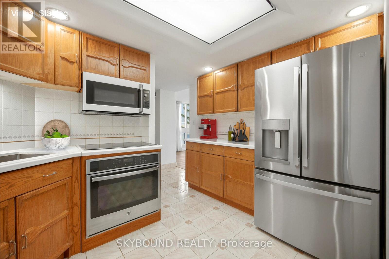 #511 10 KENNETH AVENUE - 18