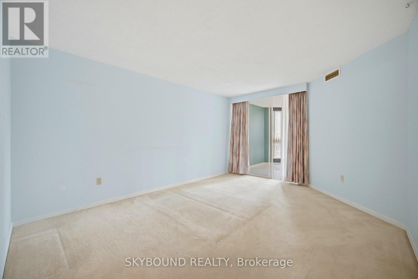 #511 10 KENNETH AVENUE - 24