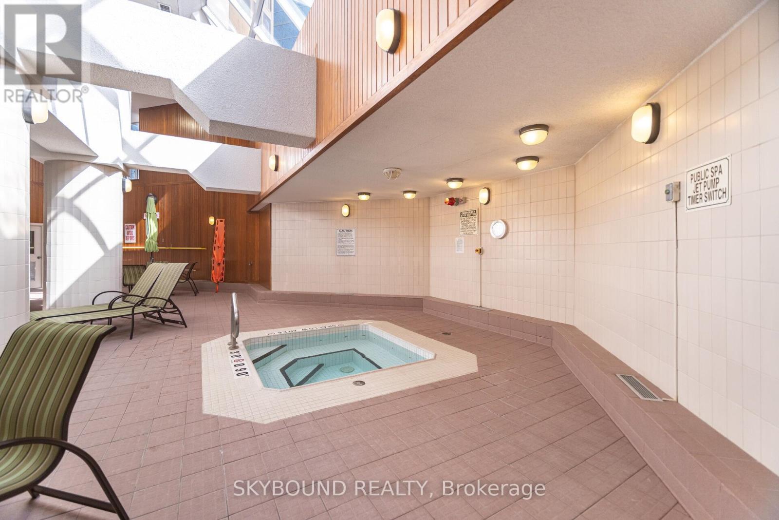 #511 10 KENNETH AVENUE - 42