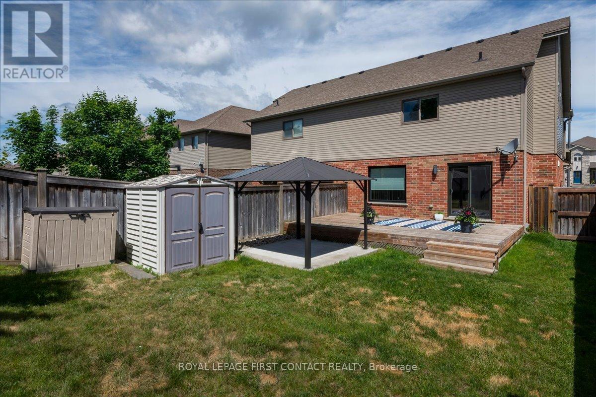 182 BANTING CRESCENT - 25