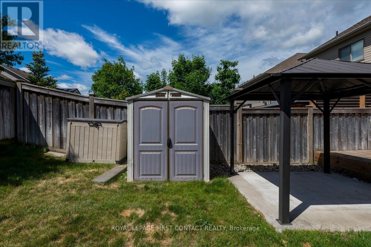 182 BANTING CRESCENT - 26
