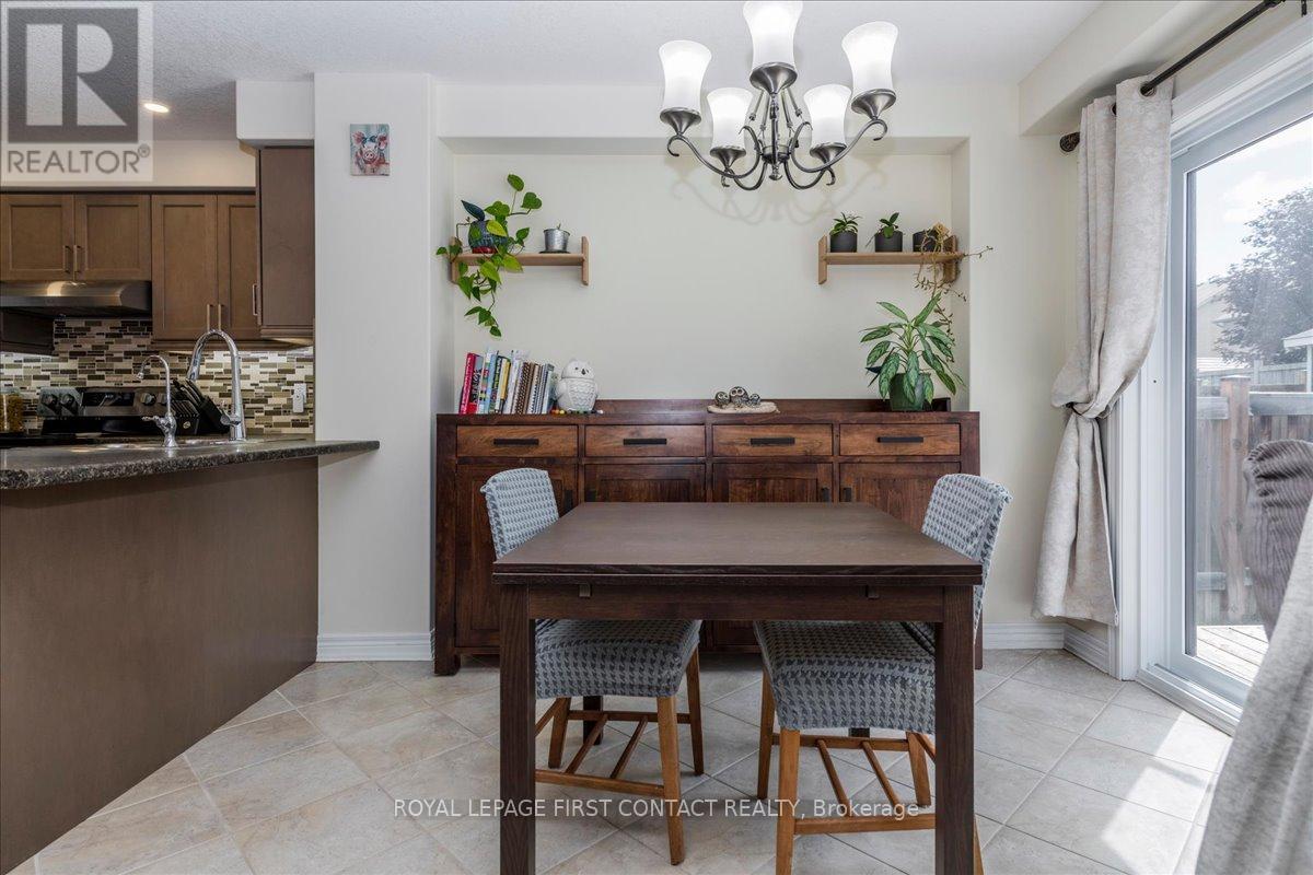 182 BANTING CRESCENT - 8