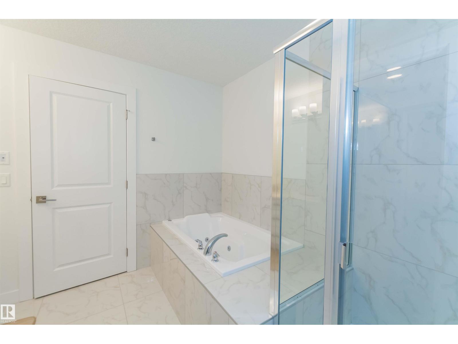 15168 16 ST NW NW - 32