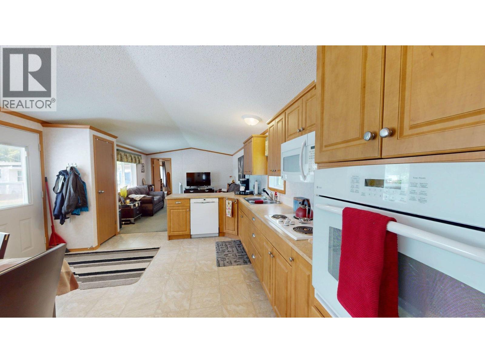 #82B 500 16th Avenue - 7