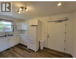 Bedroom - 565 Eckhardt Avenue W, Penticton, BC V2A2A5 Photo 9