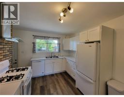Bedroom - 565 Eckhardt Avenue W, Penticton, BC V2A2A5 Photo 8