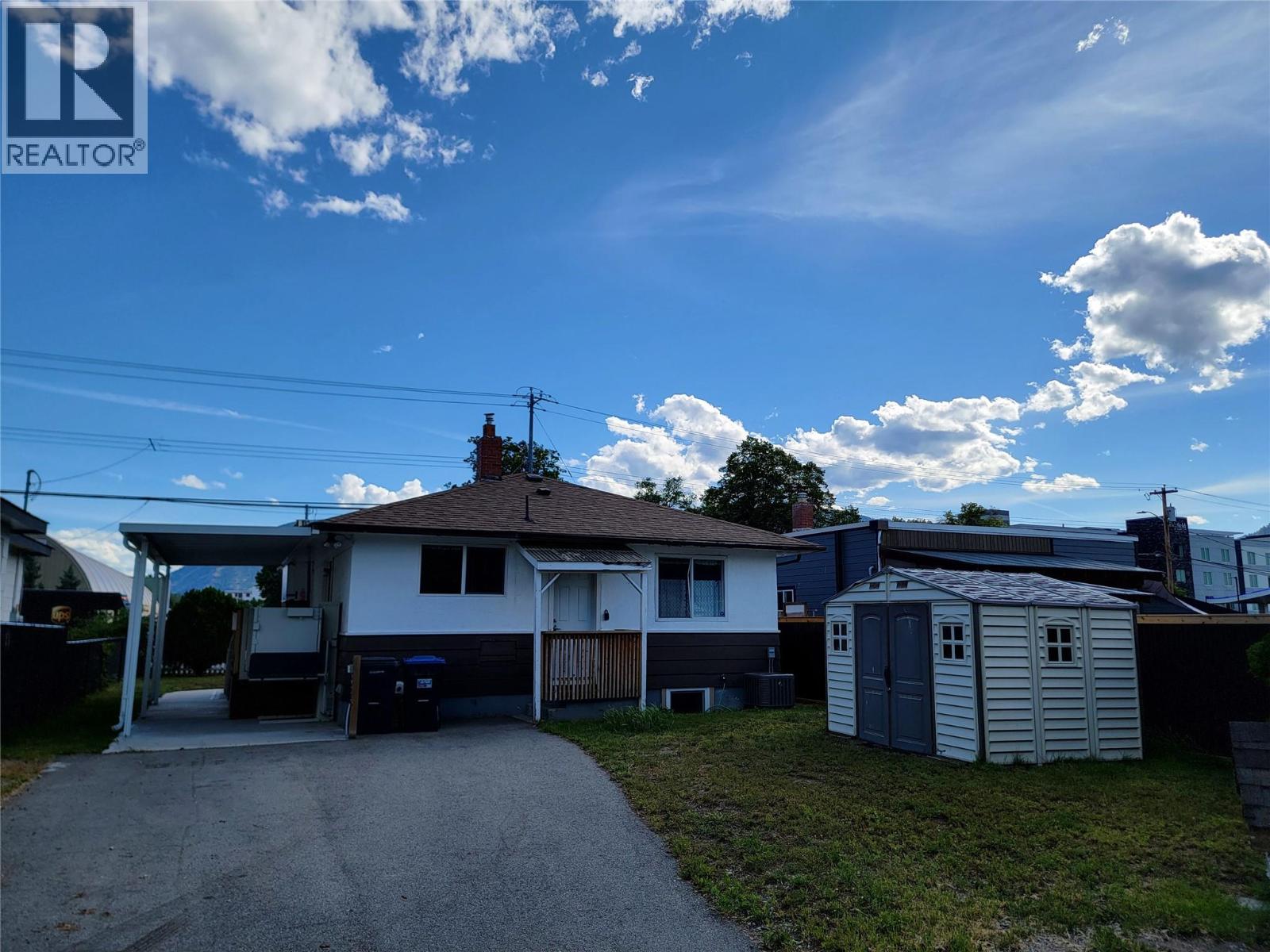 565 Eckhardt Avenue W - 41