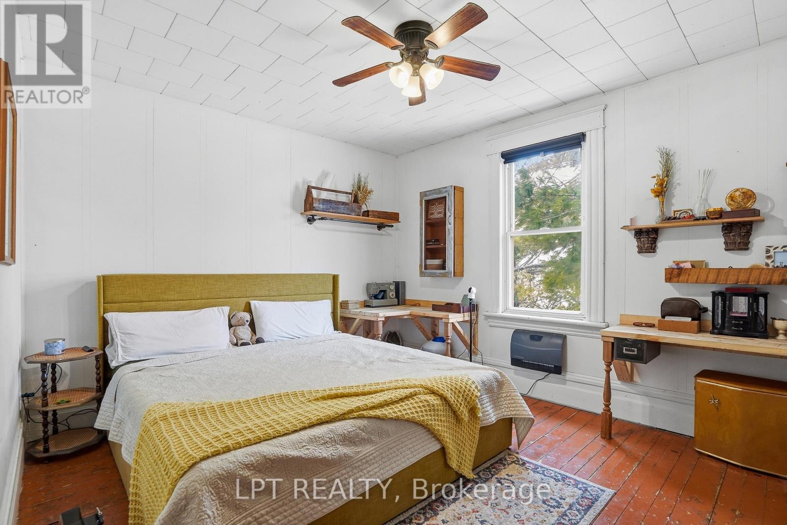 21630 LAGGAN-GLENELG ROAD - 24