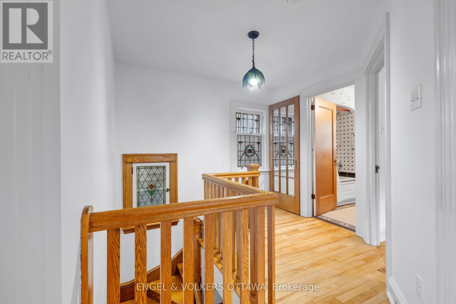 3 Bed, 2 Bath House for Sale in Ottawa – 54 GLENDALE AVENUE, Ottawa – MLS# X13452900 - Image 23