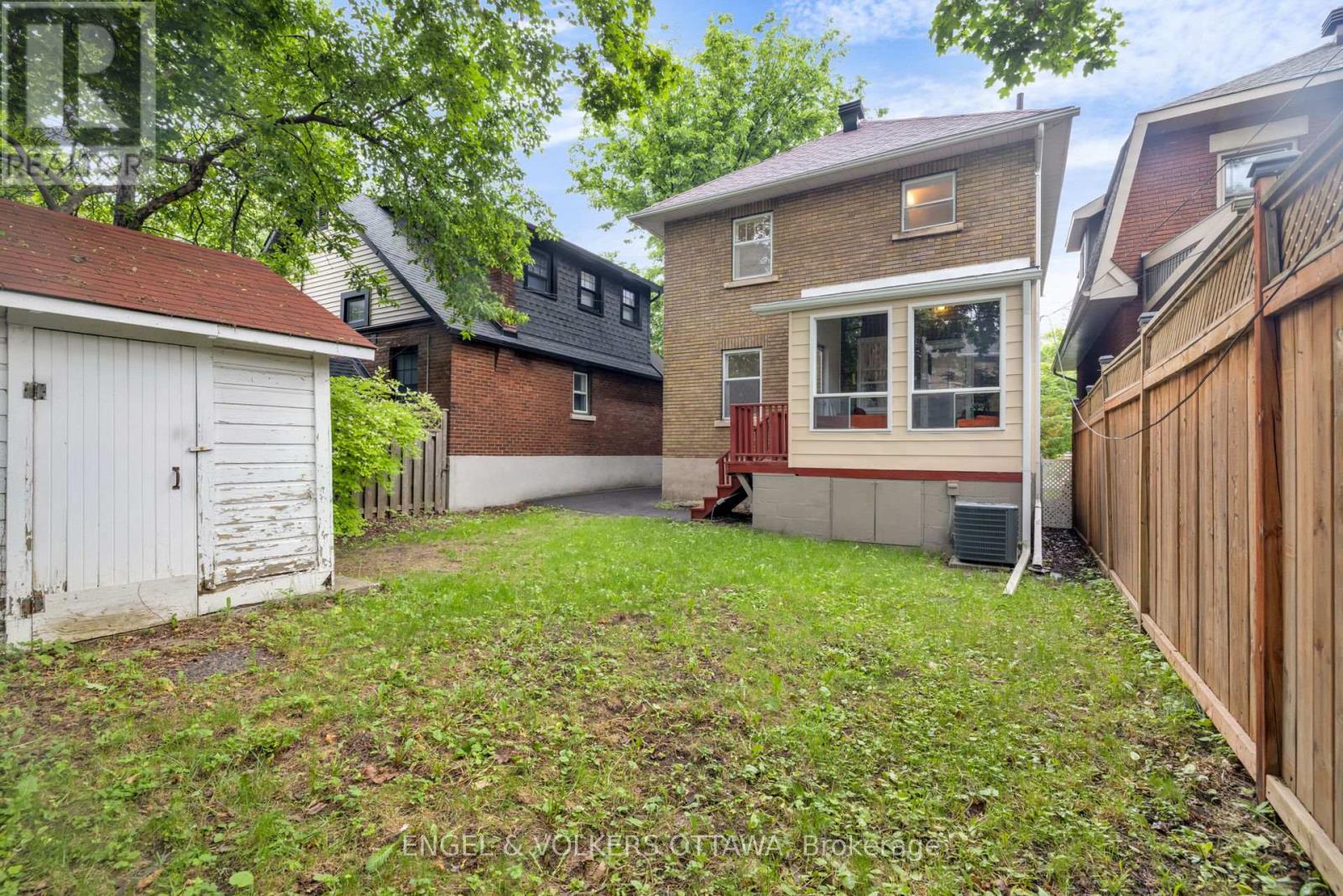 3 Bed, 2 Bath House for Sale in Ottawa – 54 GLENDALE AVENUE, Ottawa – MLS# X13452900 - Image 41