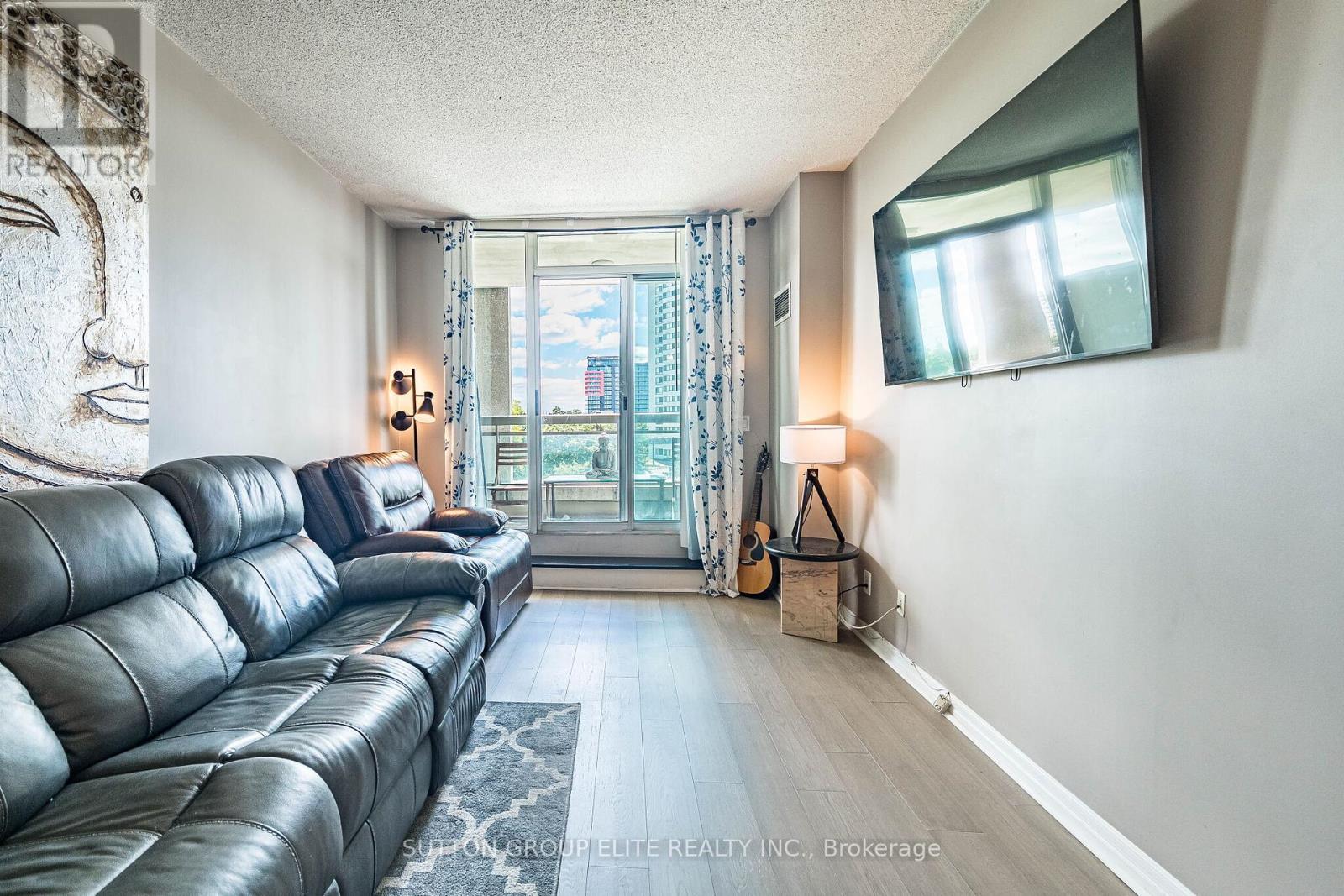 #308 1359 RATHBURN ROAD E - 11