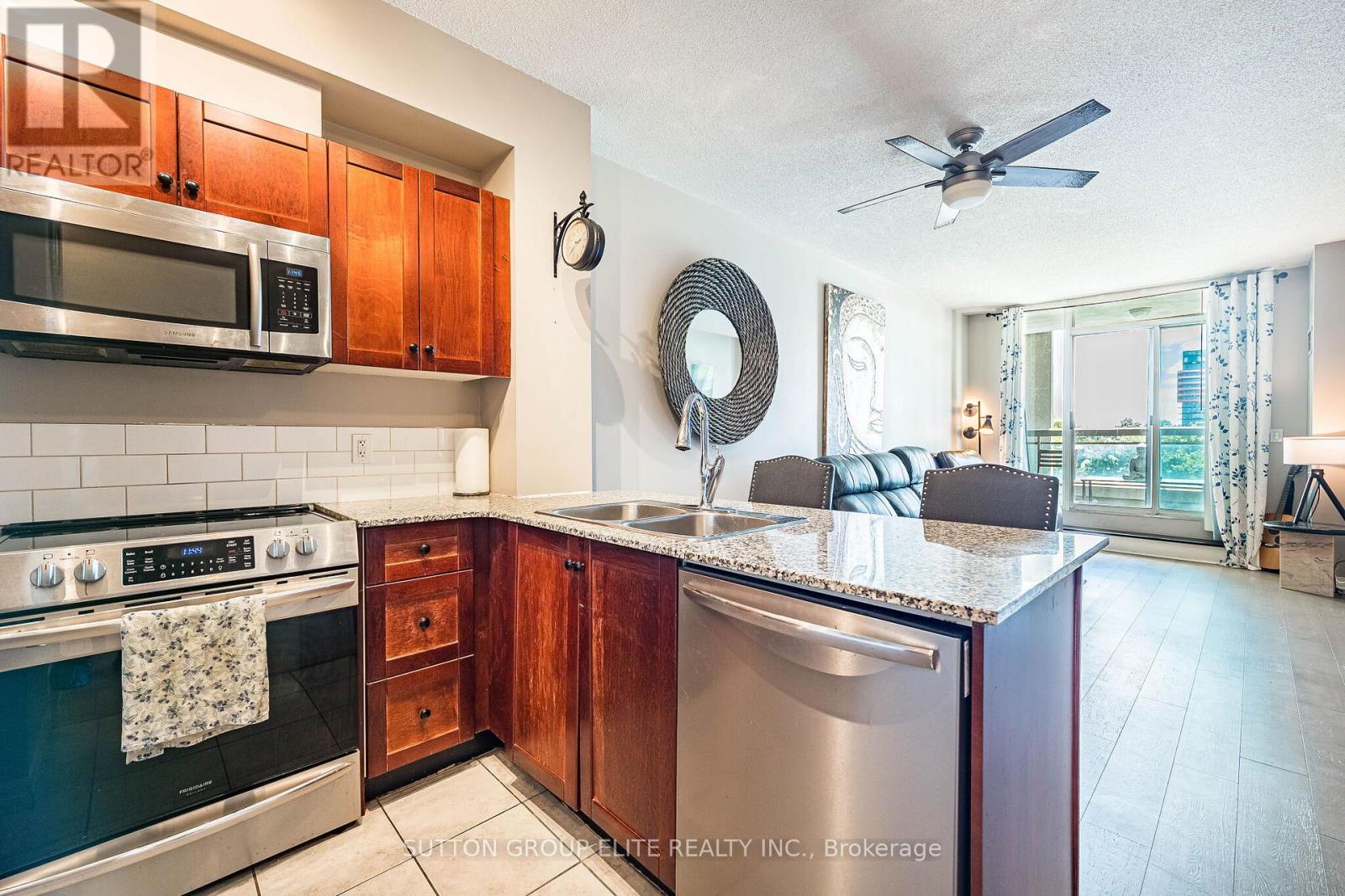 #308 1359 RATHBURN ROAD E - 20